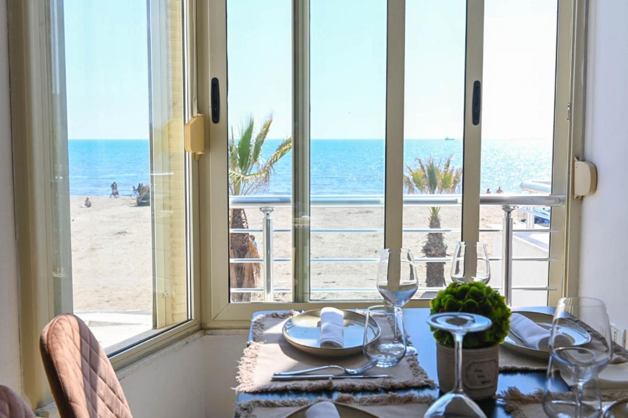 Wave Beachfront Apartments Драч Екстериор снимка